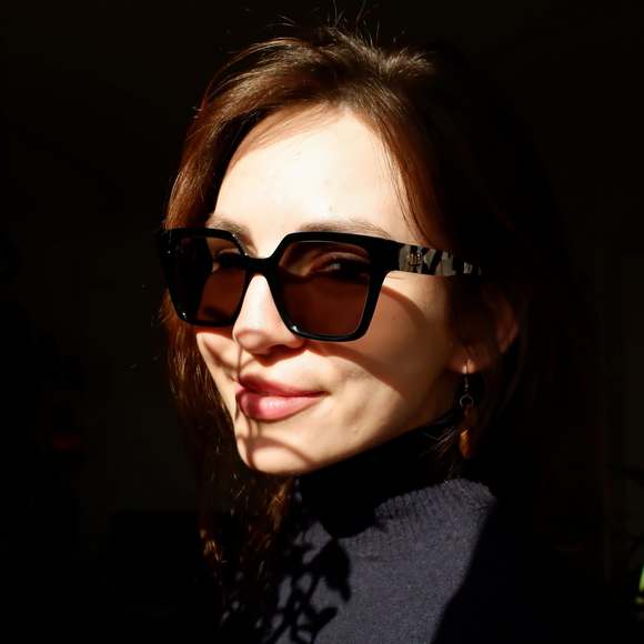 Meet your Posher, Bogna - Picture 1 of 1